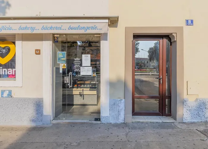 Апартаменти Elizabeth Пореч